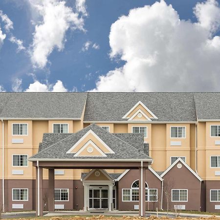 Microtel Inn & Suites By Wyndham Beaver Falls Екстер'єр фото